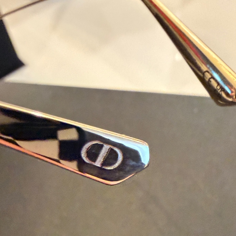 DIOR MissDior S2U Pearl Sunglasses - Picture 8 of 16